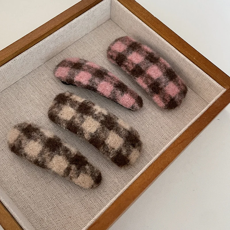 

Винтажные плюшевые заколки TwinkLei в клетку для женщин и девушек корейские зажимы BB заколки аксессуары для волос детские заколки головной убо...