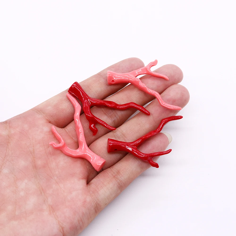 

Подвеска из натурального кораллового камня, красная Асимметричная подвеска в форме ветки, ожерелье, подвеска «сделай сам», процесс изготовления ожерелья, ювелирные изделия, 2 шт.