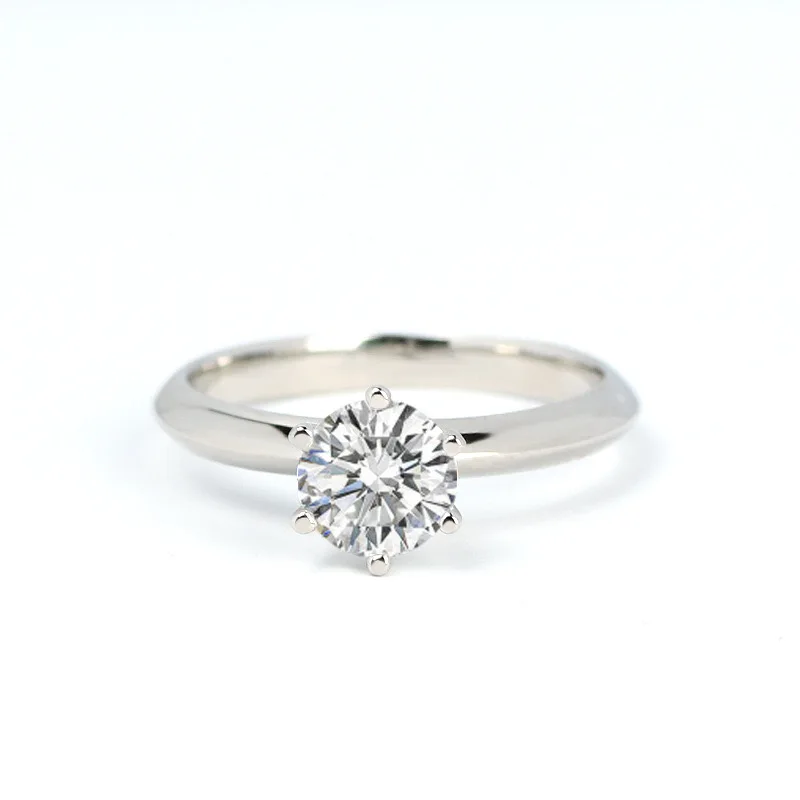 

S925 Sterling Silver One Carat T Family Six-Claw Moissanite Diamond Ring