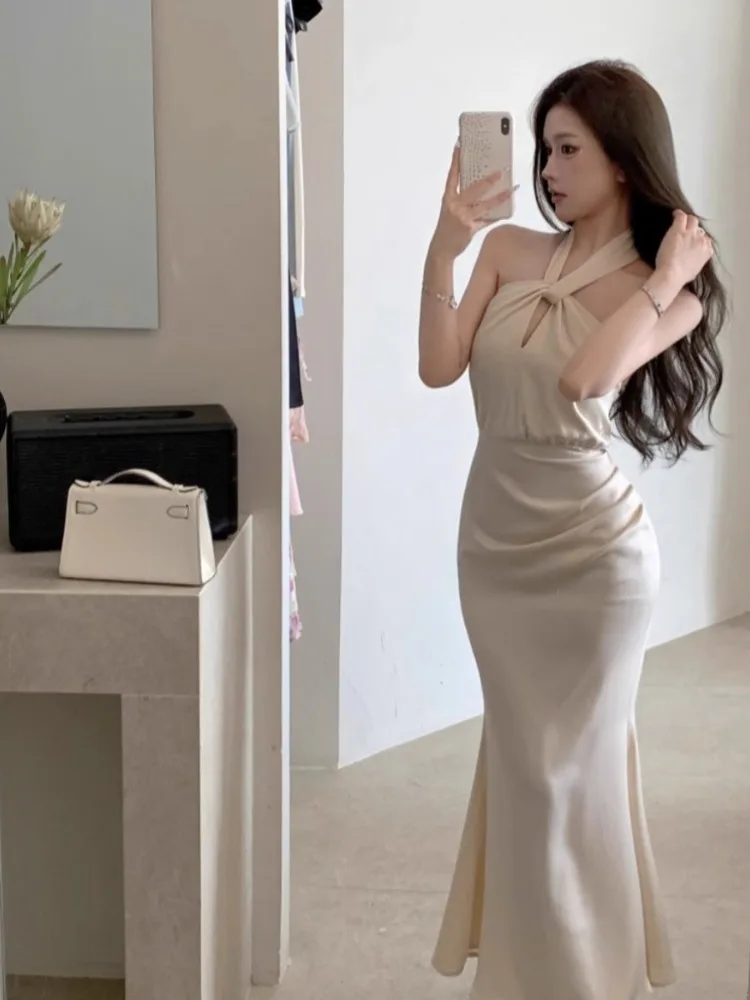 Ezgaga темпераментные платья женские атласные без рукавов с лямкой на шее