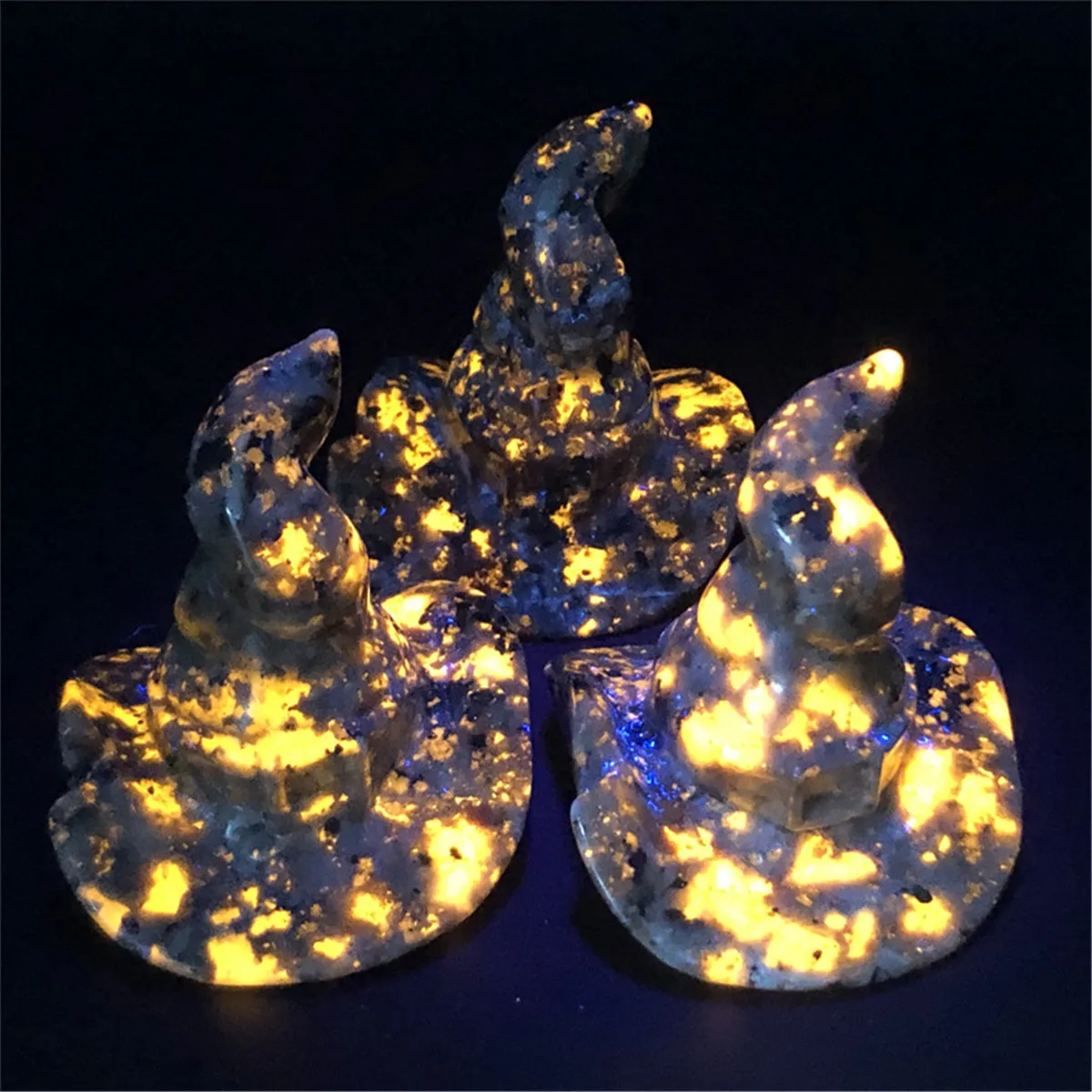 

5 см, 55 г, натуральное пламя, йоперлитная руда, в форме шапки, энергетический экземпляр рейки, минеральный необработанный кристалл, украшение...