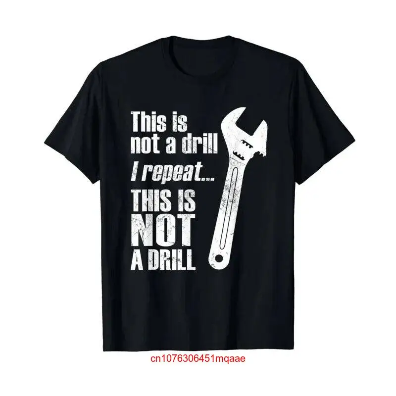 Большая распродажа. Товар не является универсальным гаечным ключом футболка