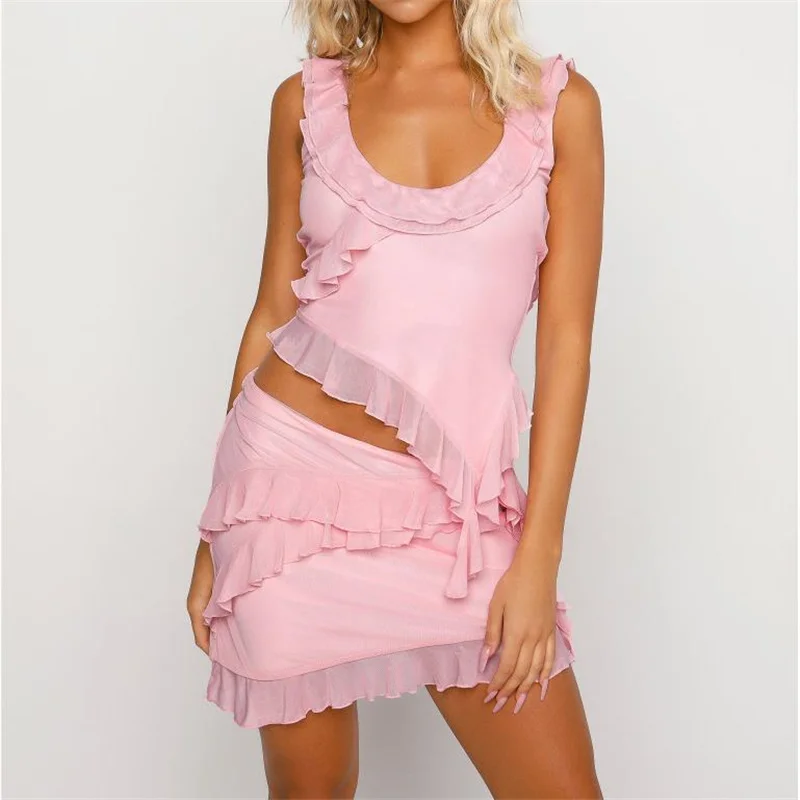 

Женский комплект с юбкой, ассиметричный жилет без рукавов с U-образным вырезом и открытой спиной и Однотонная юбка мини с оборками, летний наряд