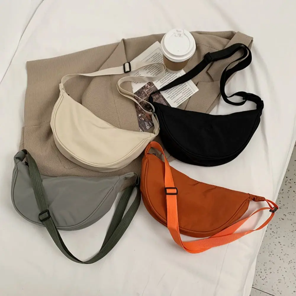 

Nylon Canvas Crossbody Bag 2023 Women Fashion Portable Casual Hobos Chest Bag Underarm Bag Students Shoulder Cross Body Bag