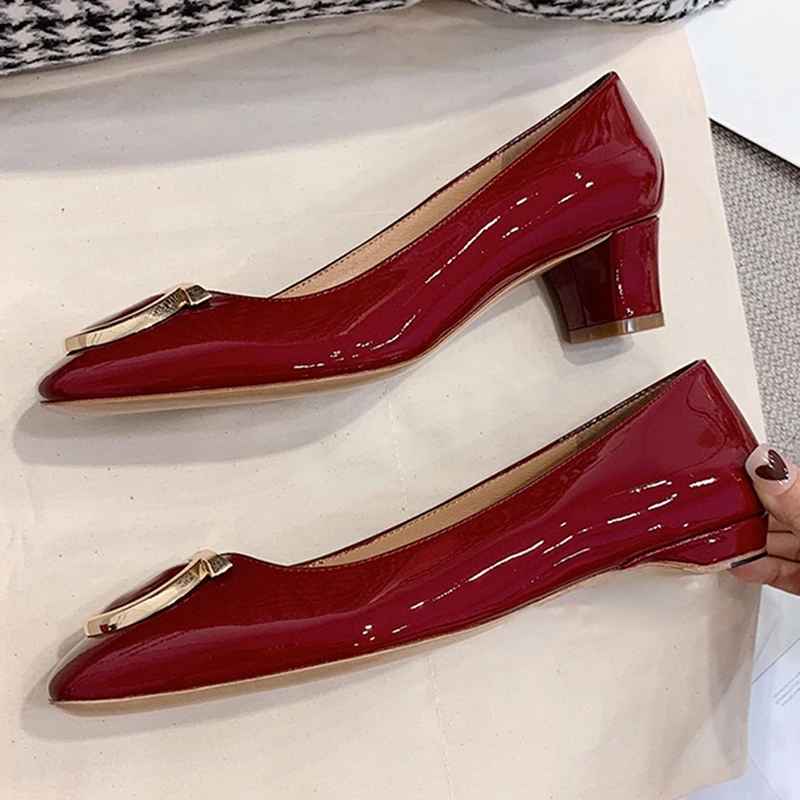 Women's Shoes 2023 Spring and Summer New Low Heel Square Head Shallow Shoes Patent Leather Single Shoes Flat Shoes