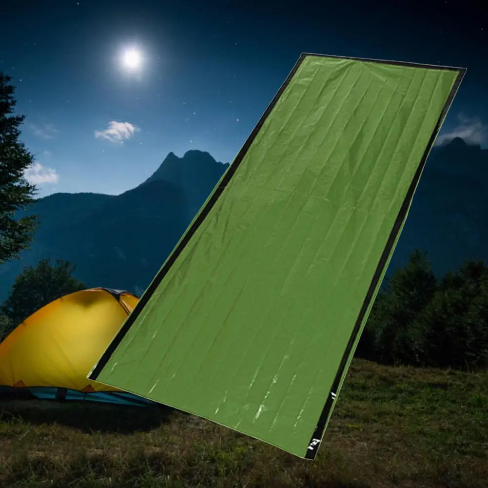 

Camping Sleeping Bag Portable Windproof Survival Whistle Disposable Aluminum Film First Aid Blanket For Outdoor