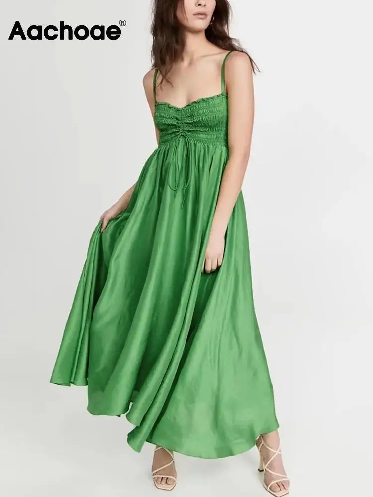 

Платье-миди женское однотонное на тонких бретельках, без рукавов, с открытой спиной