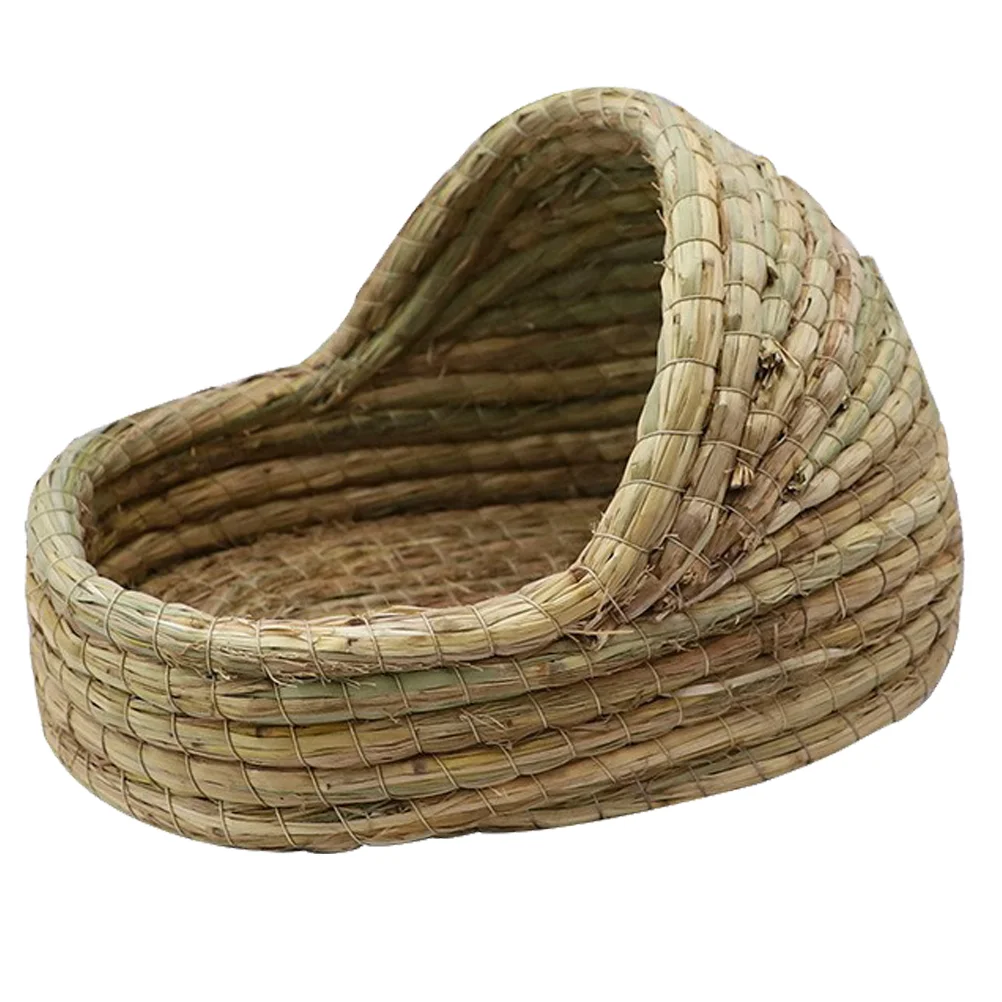 

Hamster Hideout Rabbit Grass House Natural Hand Woven Seagrass Play Hay Bed Slipper Shaped Hideaway Hut Toy Bunny Hamster Guinea