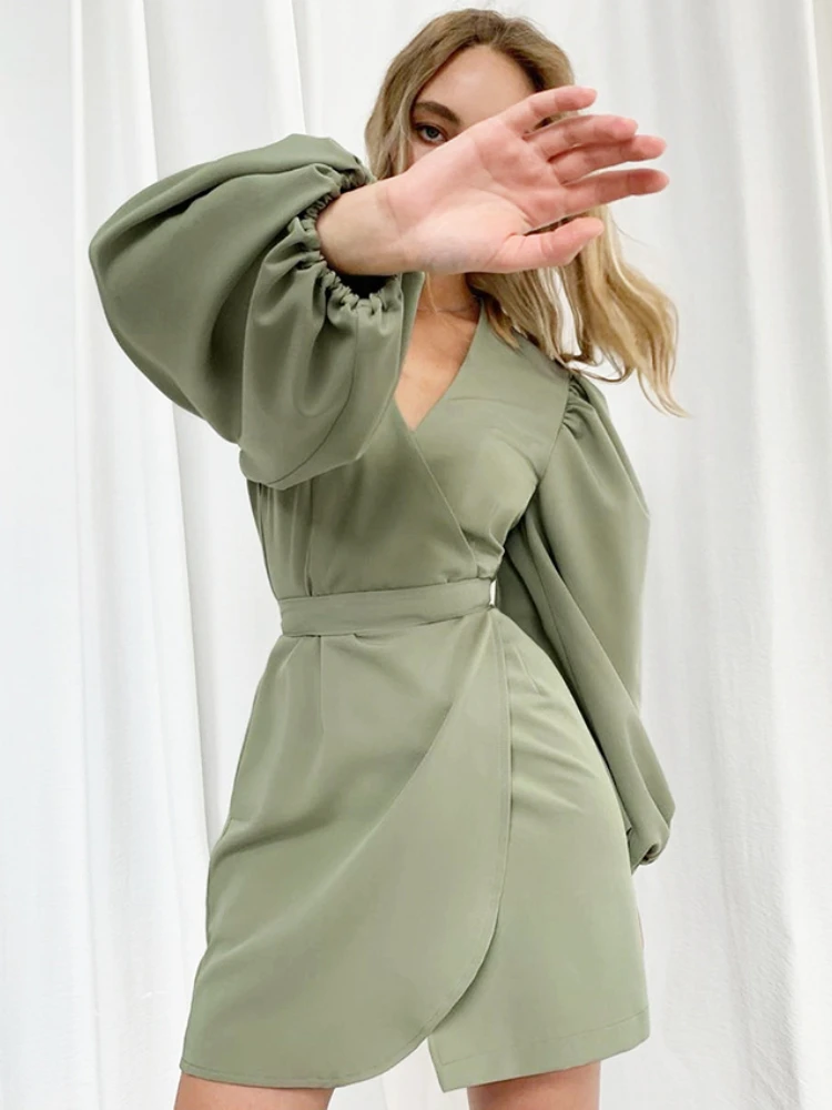 

2022 New Women's Green Female Dress Woman Spring Summer V Neck Lantern Sleeve Sexy Casual Elegant Dresses for Women 2022