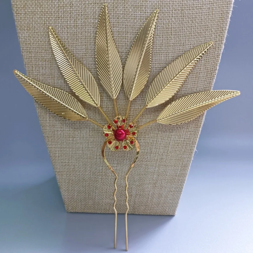 

Thai/Chinese Retro Style Golden Leaf Hairpin Diamond-Inlaid Thai Ethnic Hollow Leaves Dance Performance Costume Hair Accessories