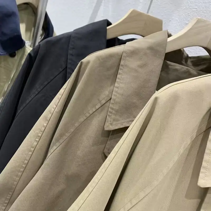 Рисунок 5 - Женское повседневное пальто средней длины