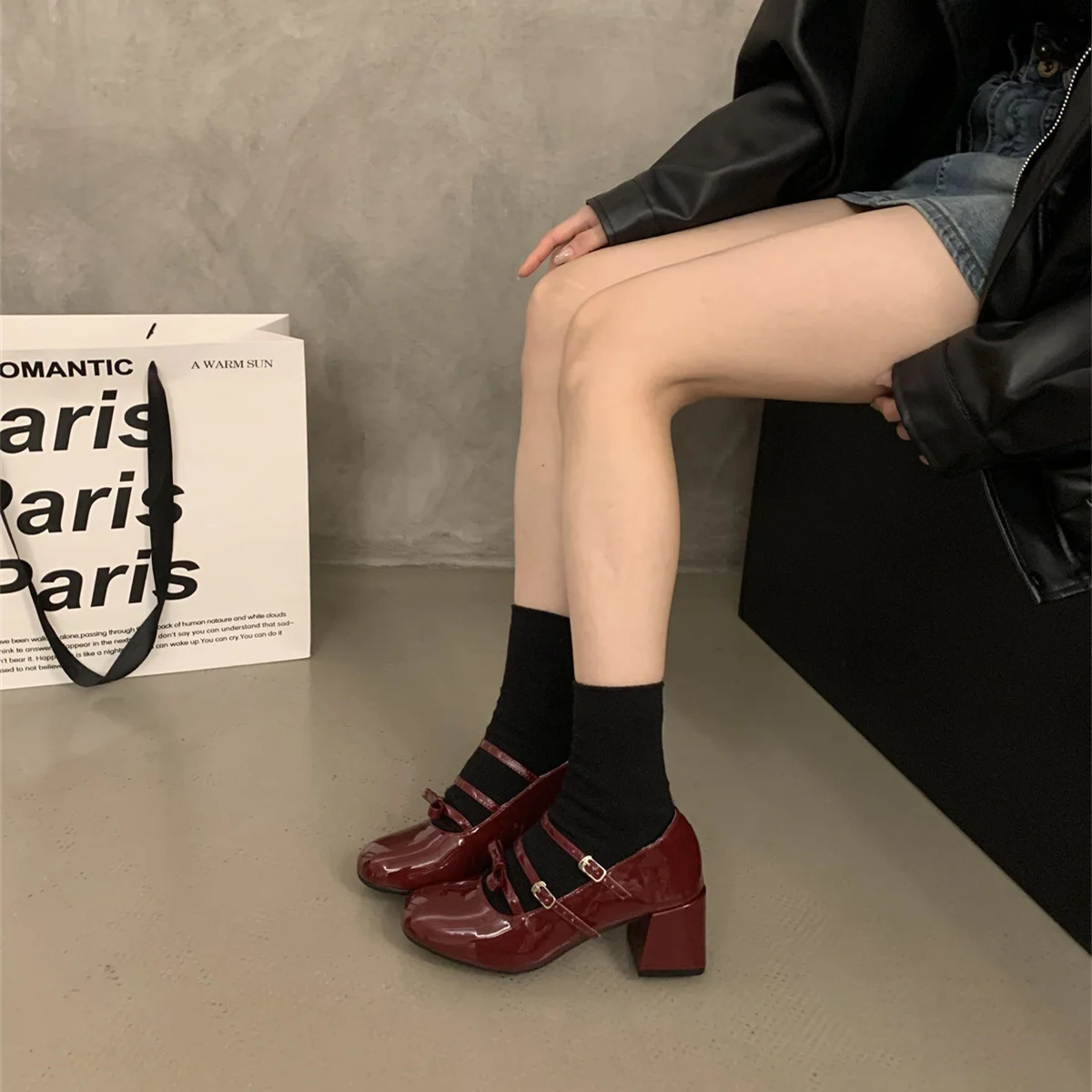 Женская обувь серебро 2024 сандалии Мэри Джейн на массивном каблуке черная