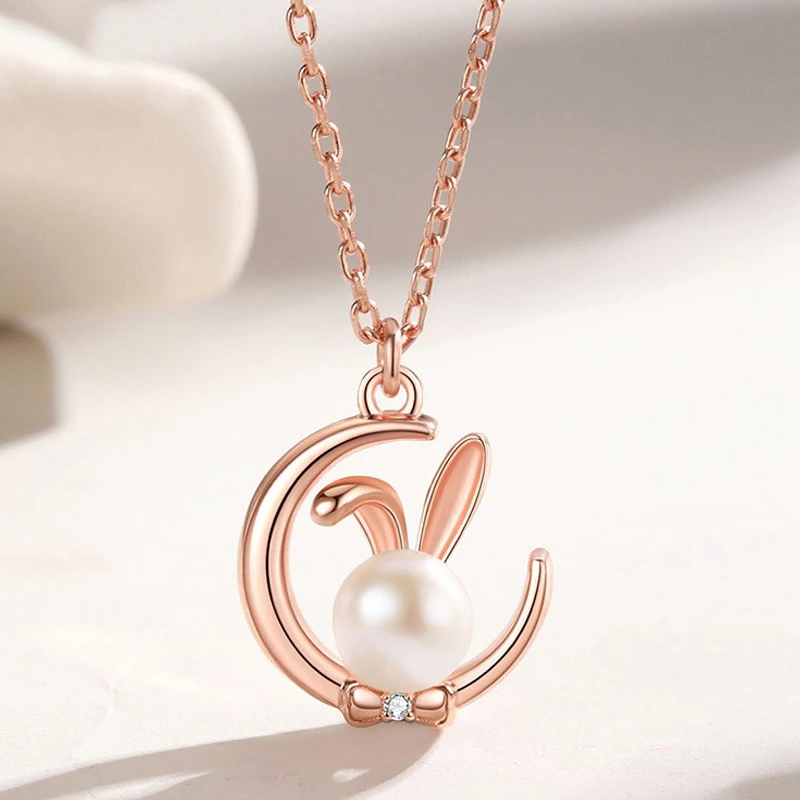 

Fashion Women Necklace Luscious Moon Rabbit Synthetic Shell Beads Pendant Necklaces For Women Wife Best Jewelry Gifts Wholesale