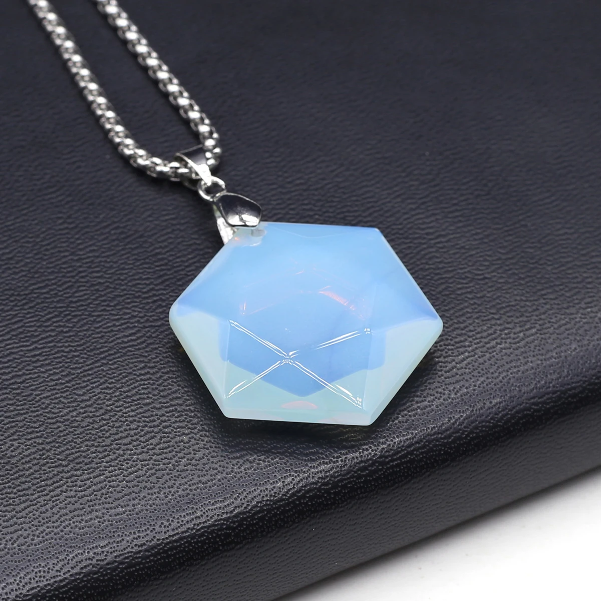 

Ожерелье с подвеской из натурального камня, аметист, кварц, опал, Секция шестигранной цепочки, Исцеляющие кристаллы, каменные подвески, ожерелья для женщин