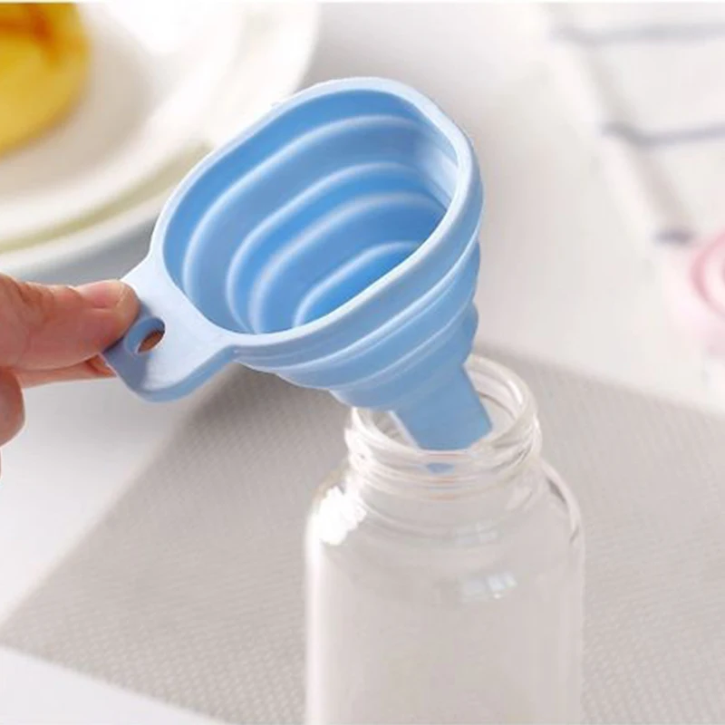 

5pcs/set Kitchen Accessories Plastic Retractable Funnel