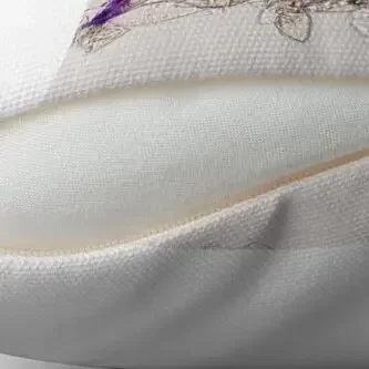 Декоративные наволочки для подушек с имитацией яиц шистосомы