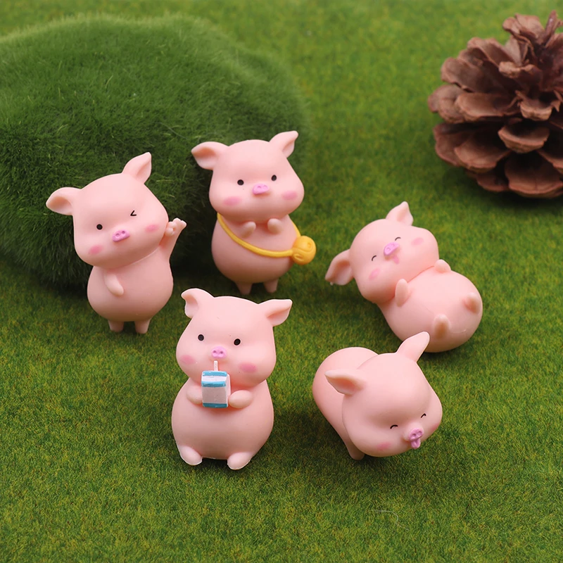 

Mini Cute Pig Figurine Animal Model Moss Micro Landscape Home Decor Miniature Fairy Garden Decoration Accessories
