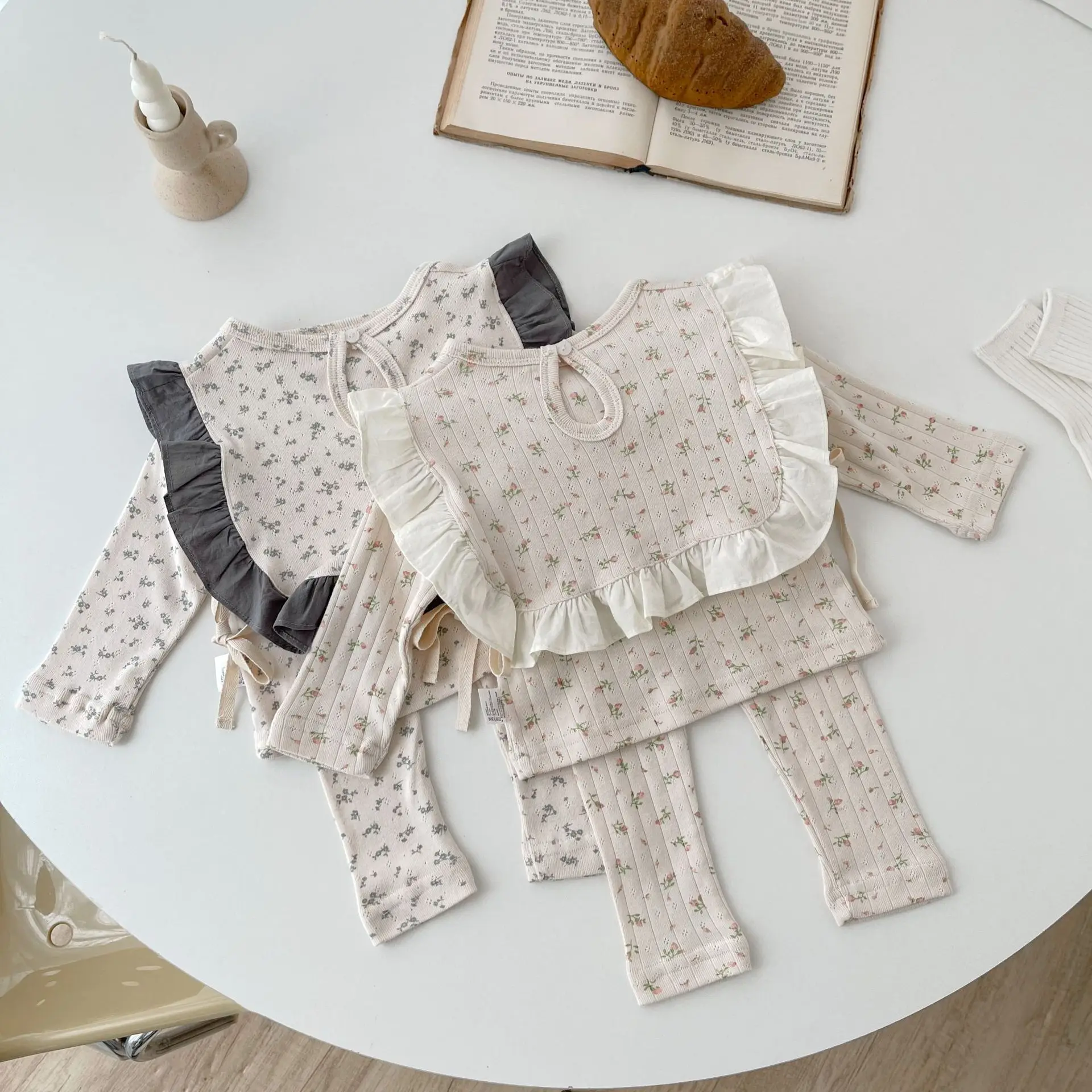 

Autumn Infant Homewear Floral T-shirt Suit Boy Girl Baby Cotton Flower Print Tops + Ruffle Shawl+ Pants 3pcs Kid Casual Tees Set