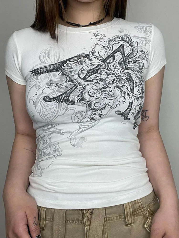 Укороченный топ с графическим принтом в стиле ретро