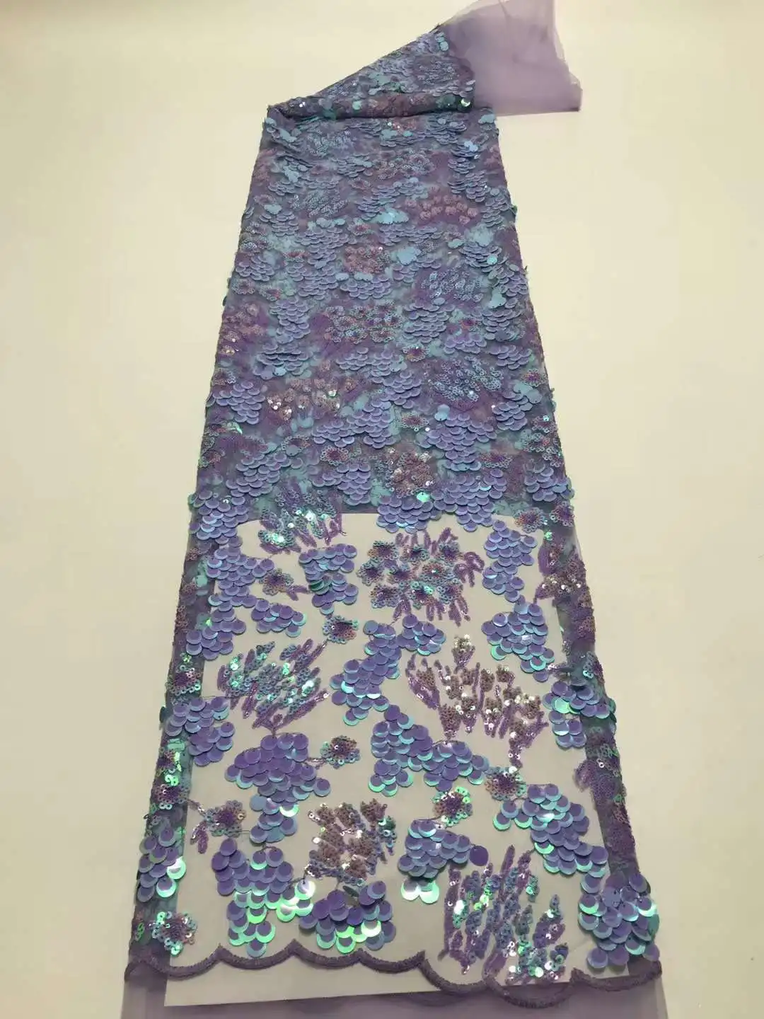 

2022 Latest Nigeria Sequin Lace Fabrics 5 yards African High Quality Luxury Mesh French Lace Wedding Dress Materials