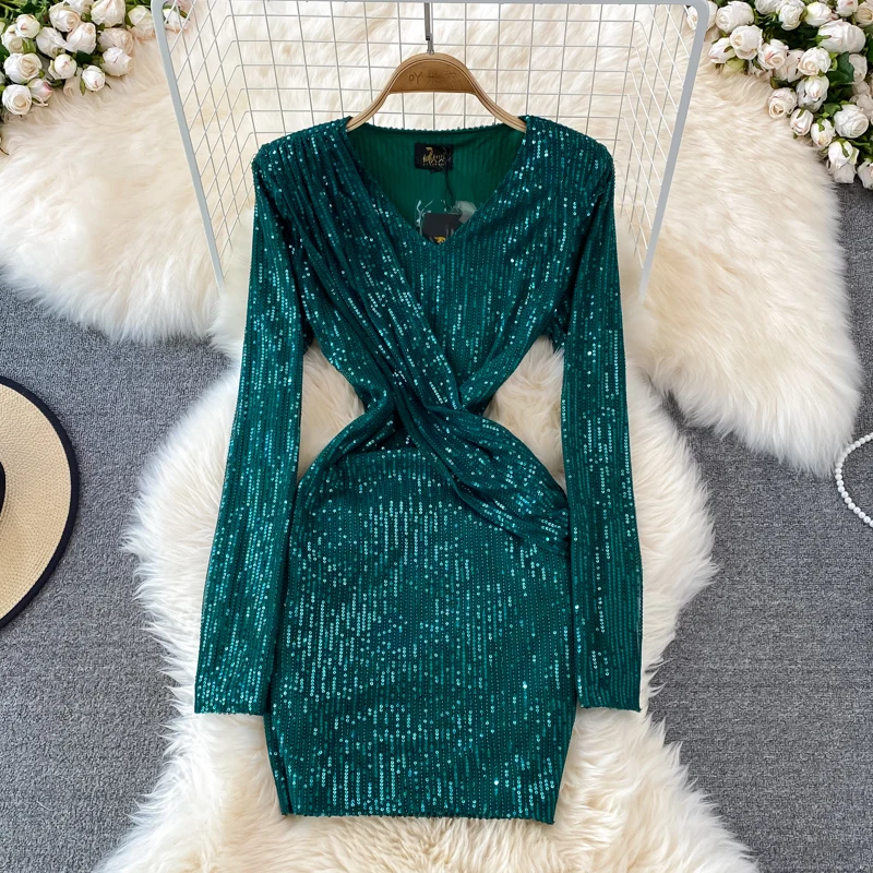 

Autumn 2022 European and American New Fashion Sexy V-neck Sparkling Sequins Long-sleeved High-waisted Slim Wrinkled Hip Dress