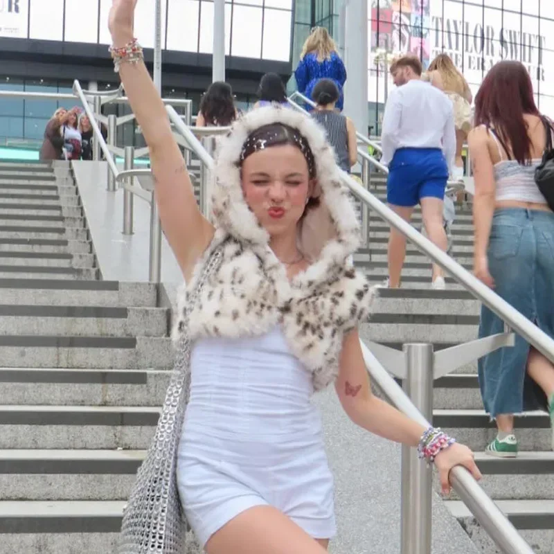 Сексуальные женские бюстье с леопардовым мехом майки капюшоном плюшевые