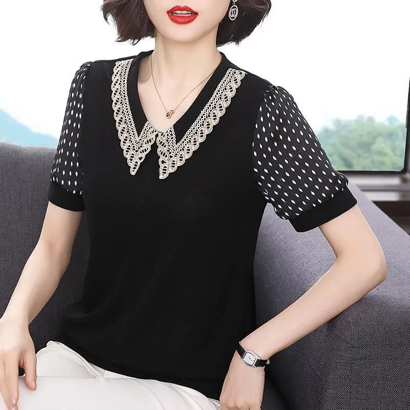 

L-5XL Women's Chiffon Blouse Short-sleeved Doll Collar Shirt Summer New Loose Fashion Lace Stitching Top