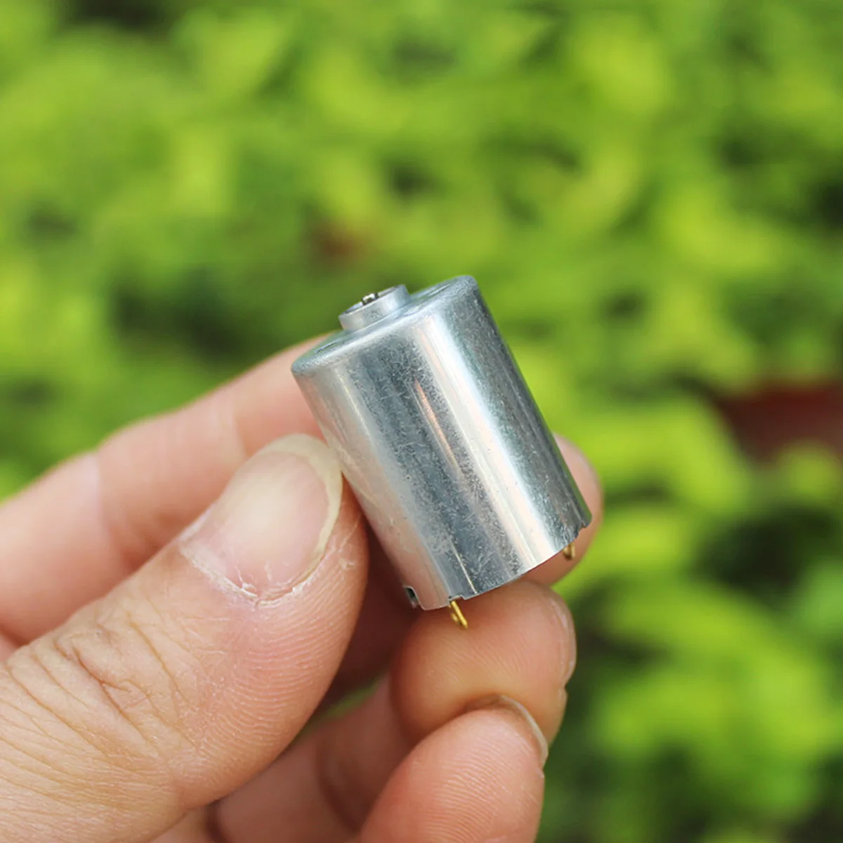 

Вибрационный двигатель 130 DC