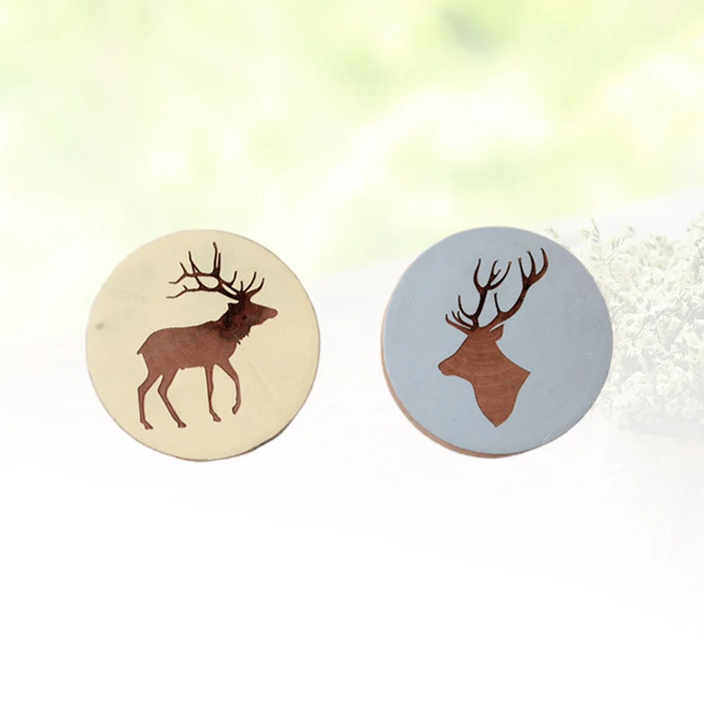 

2 Bottle Openers Elk Pattern Round Stainless Steel Opener Magnet Lifter for Party