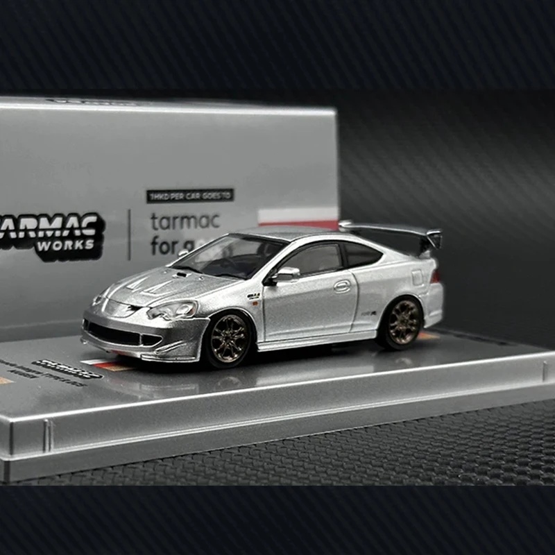 В наличии Integra DC5 Tarmac работает 1:64 коллекция литых под давлением моделей