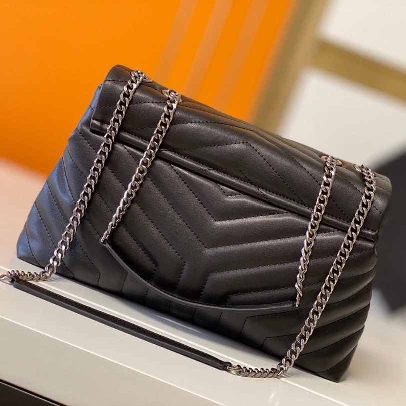 

New classic fashion trend women's leather shoulder bag black handbag with gold handbag ladies handbag