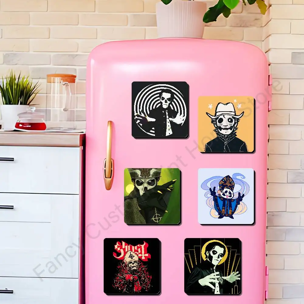 Фото G-Ghosts bc Nameless Ghoul: Самые продаваемые мощные магниты на холодильник, прикрепляемые к металлическим поверхностям №3