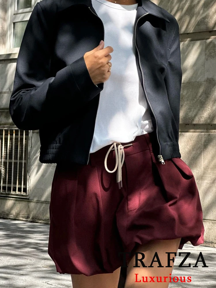 Женский винтажный костюм с мини-юбкой и отложным воротником на молнии