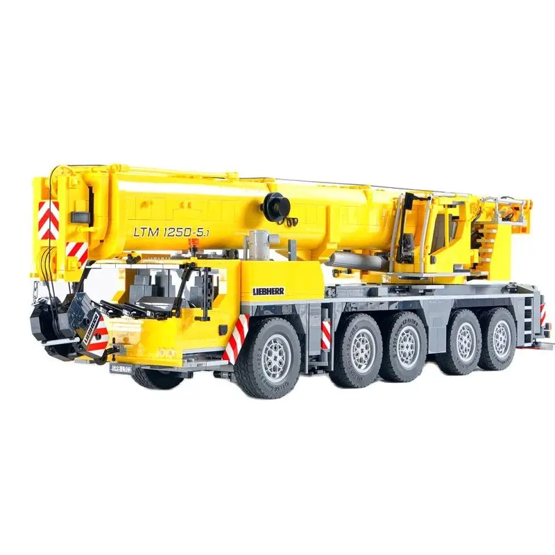 

Nieuwe 4500 шт. + MOC-57421 LTM1250 дистанционное управление, красивые блоки, наборы кирпичей, сотовые модели, игрушки, рождественские подарки