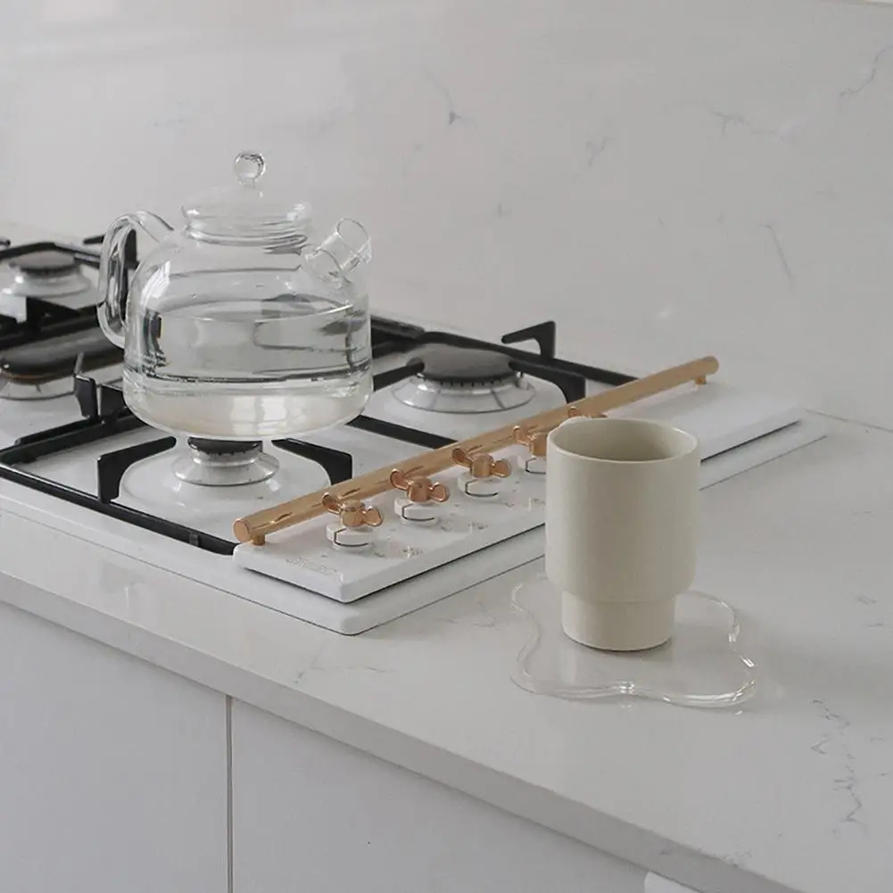 

Durable Nice-looking Simple Irregular Acrylic Coaster Dinning Table Placemat for Kitchen Cup Pad Acrylic Coaster