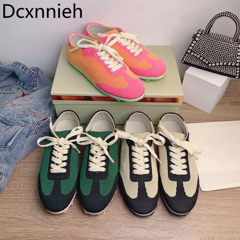 

Spring Autumn New Female Pink Canvas Flat Lace Up Round Toe Casual Shoes For Women Splicing Runway Sneakers Women's Shoes 2022