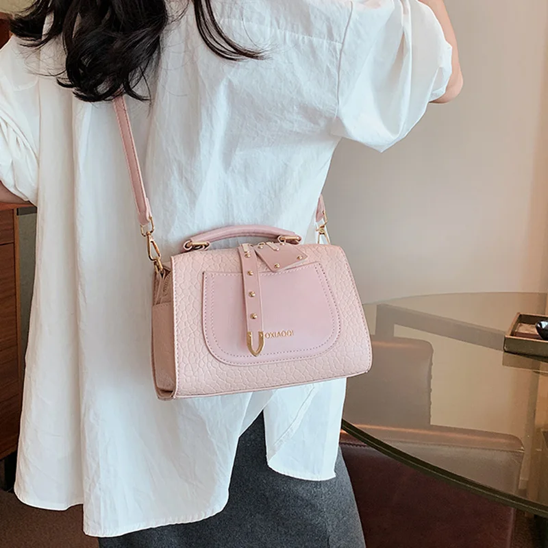 

2023 New Fashion Women Crossbody Bags Luxury Designer Soft PU Leather Handbag Casual Blue Bucket Bag Rivets Purses And Handbags