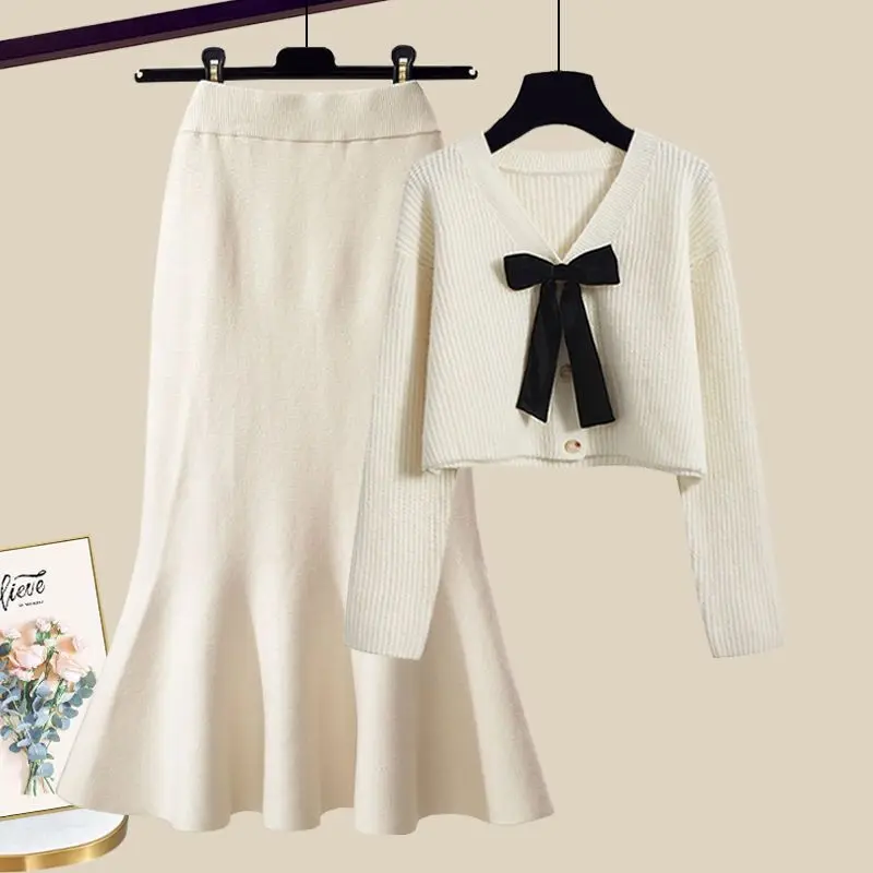 Рисунок 4 - Осенне-зимний женский комплект