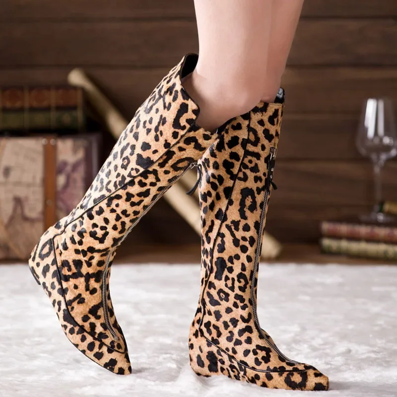 Римские леопардовые сапоги на танкетке с конским волосом увеличенные рыцарские