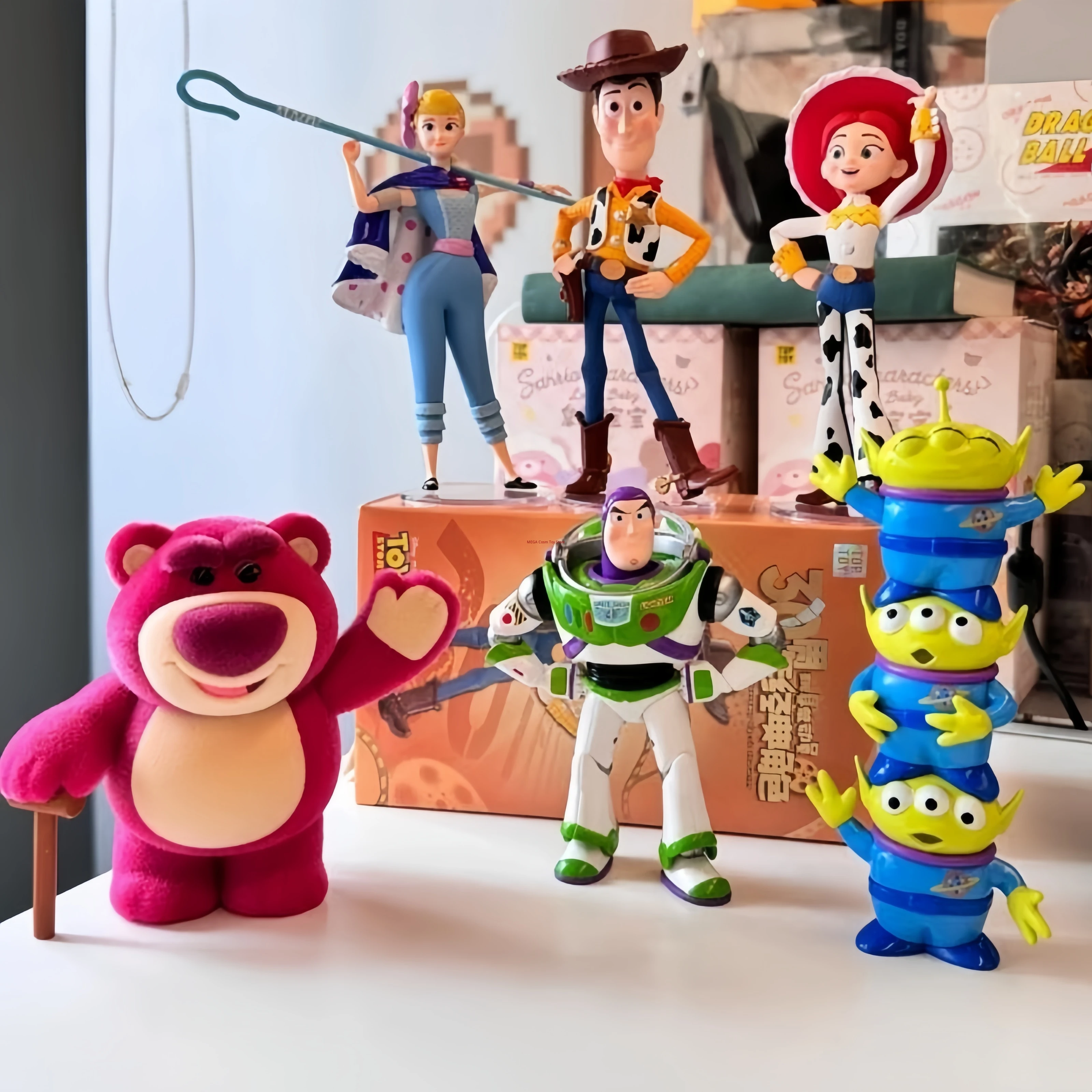 Фото Официальная лицензионная мини-фигурка Top Toy к 30-летию «Истории игрушек», милая коллекционная фигурка из ПВХ, редкий настольный сувенир, подарок для хобби и праздничного декора №2