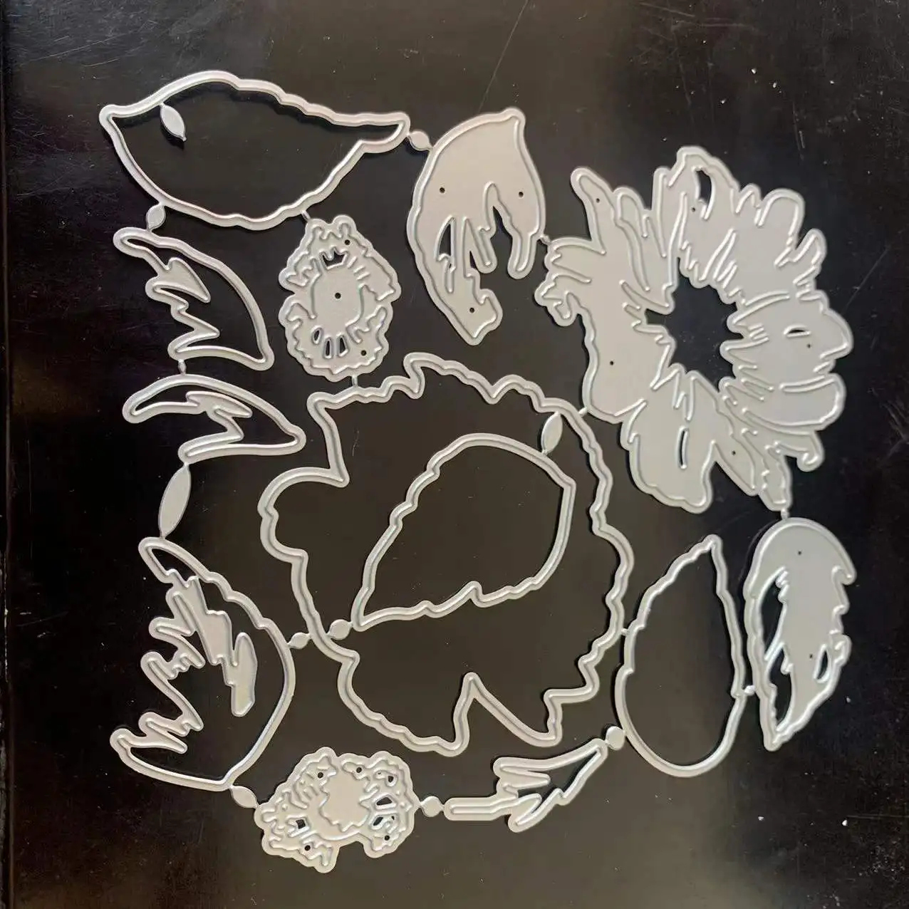 

2021 ROSE MINI SLIMLINE COVER PLATE Die Cut Scrapbook Art Supplies Custom Silicone Stamp Album Transparent