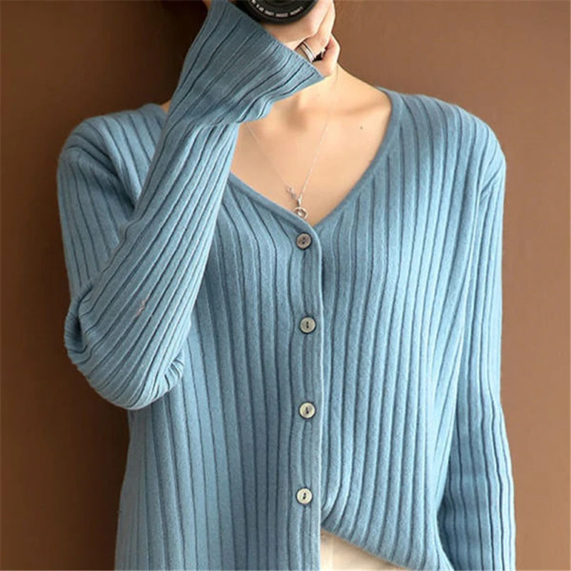 

Chic Knitted Cardigans Women Long Sleeve V-neck Stripe Single Breasted Jumpers Vintage Loose Sweater Autumn Korea Bottoming Tops