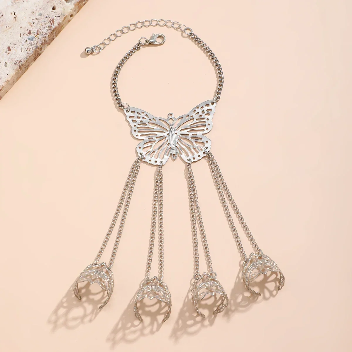 Женский готический браслет на палец с подвеской-бабочкой