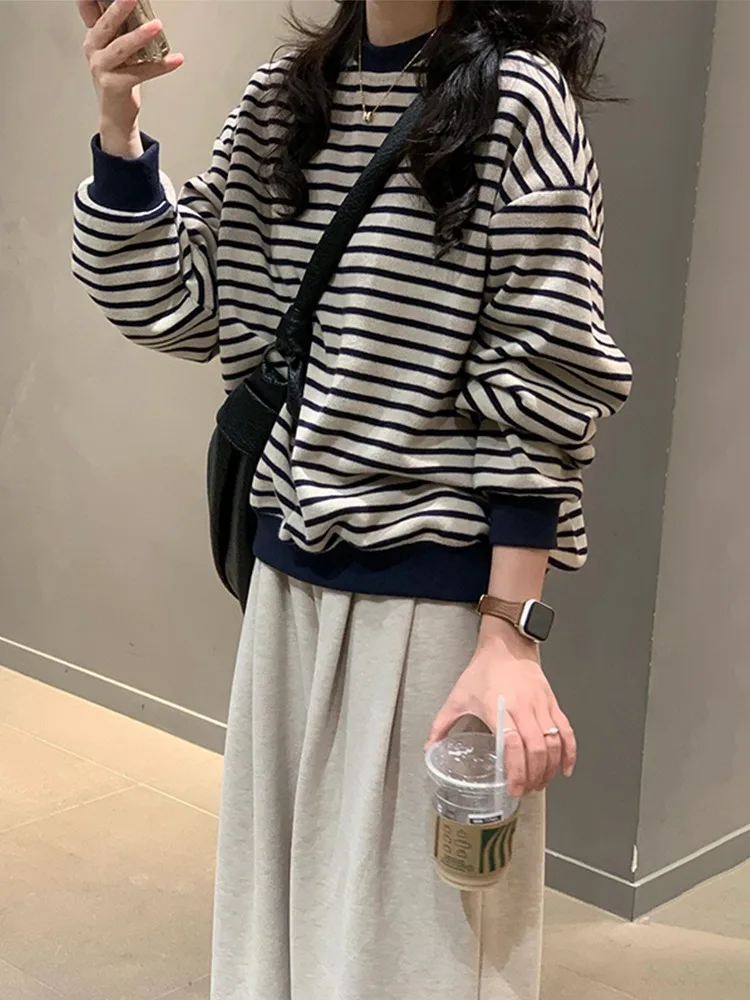 Пуловер в полоску мягкий свитер женский осенне-зимний свободный однотонный