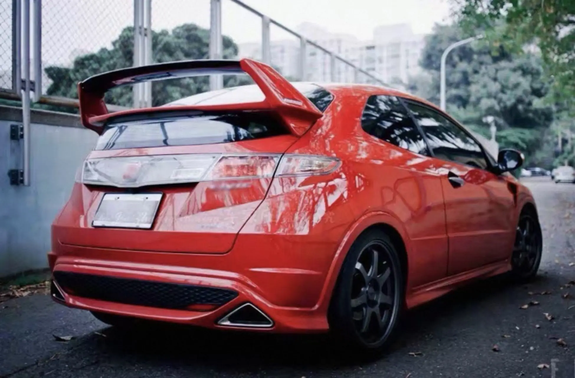 Фото Карбоновый спойлер + FRP, неокрашенный, для Honda Civic FN2 (2006-2010), Type R Seeker, задний спойлер из карбона. №2