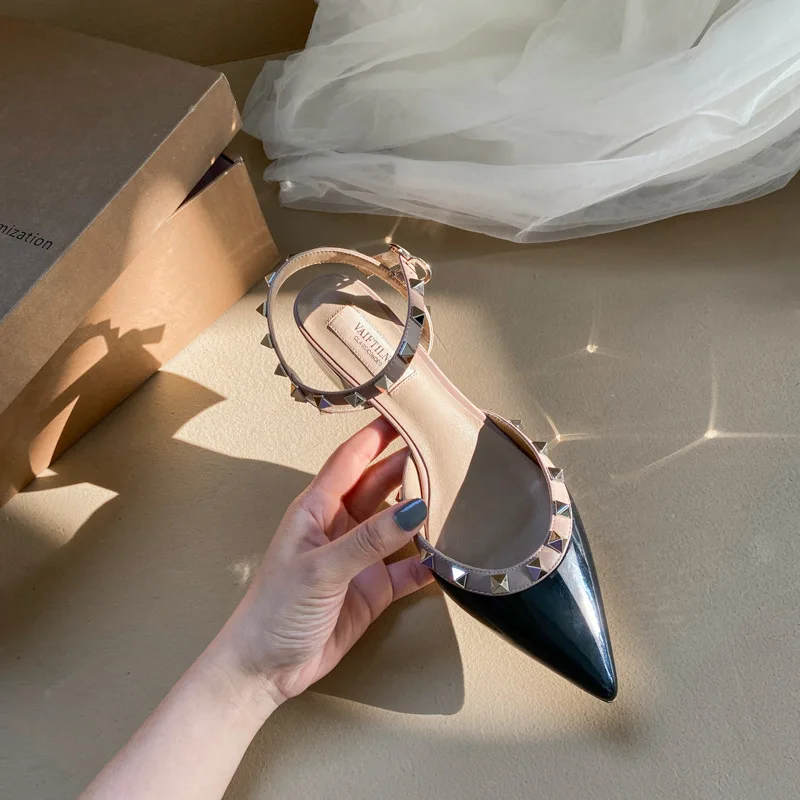 Summer Gladiator Women's Sandals 2023 With Low Heels Luxury Brand Ankle Strap Rivets Shoes Casual Noiseless Designer Square Heel