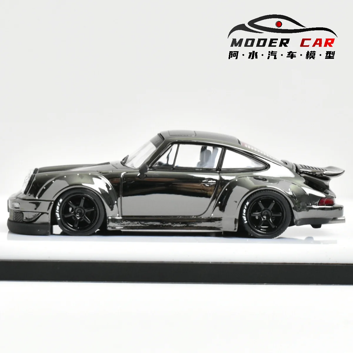 Литая под давлением модель автомобиля MC 1:64 RWB 930