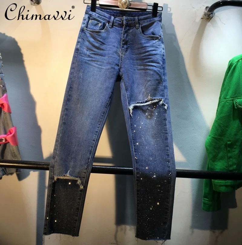 

European Style 2022 Spring New Heavy Embroidery Hot Drilling High Waist Slim Jeans Fashion Streetwear Worn Women's Denim Pants