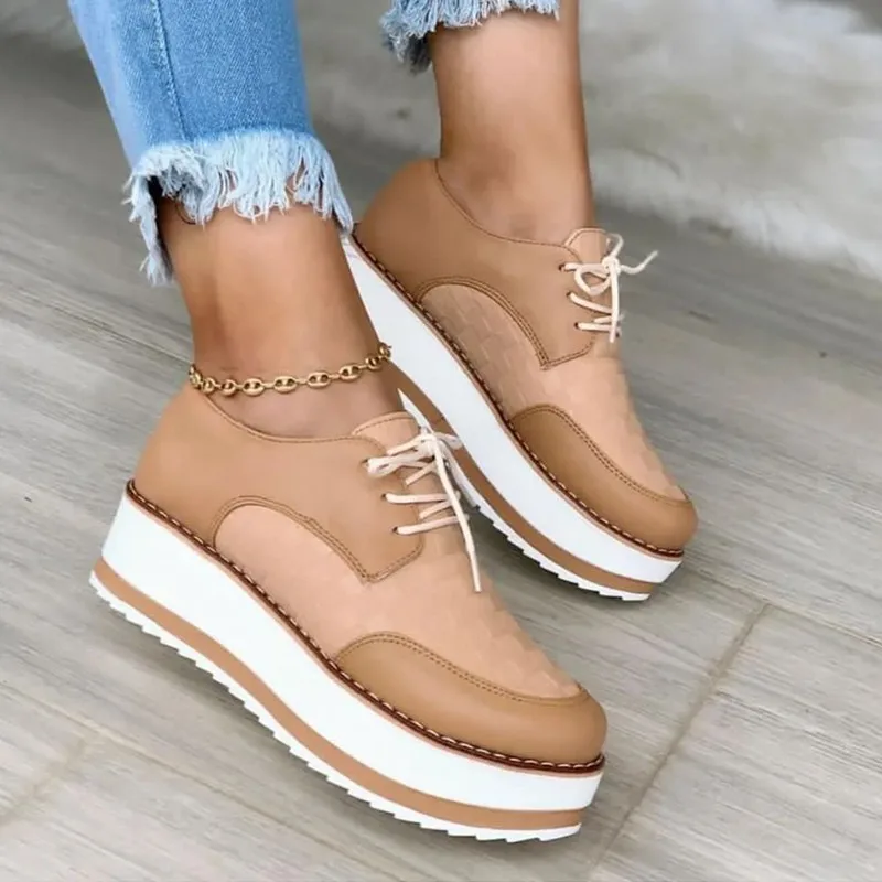 

2022 Autumn Women Platform Metal Dec Sneakers Platform Thick Bottom Solid Casual Ladies Loafers Wedges Height Increased Shoes