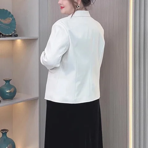 Женский короткий пиджак больших размеров для пышных миниатюрных облегающих весенне-осенних офисных повседневных пальто для отдыха, шикарное элегантное черное пальто